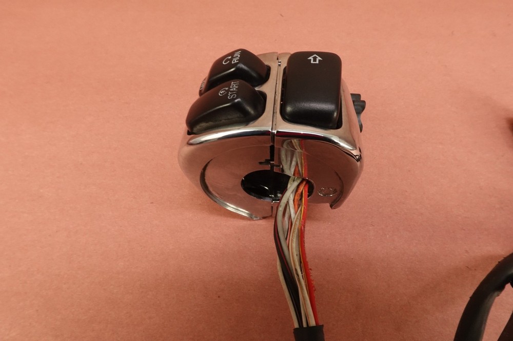 2000-2006 HARLEY-DAVIDSON SOFTAIL Standard FXST RIGHT CONTROL START STOP SWITCH