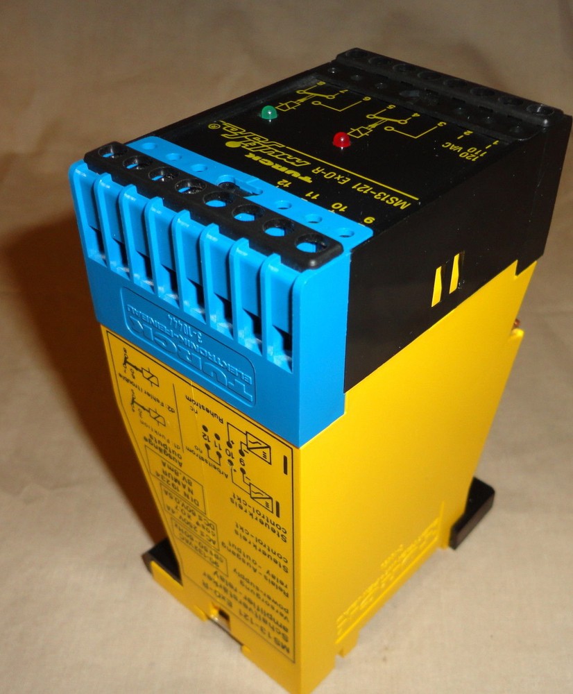 TURCK MS13-121 ExO-R MULTI SAFE RELAY MODULE MS13121ExOR NEW