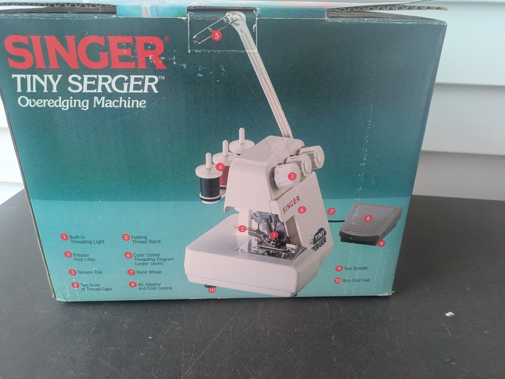 Singer Tiny Serger Electric Overedging Machine TS380A Original in Box