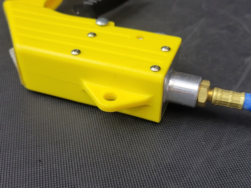 BRIGHT SOLUTIONS A/C LEAK DETECTIVE