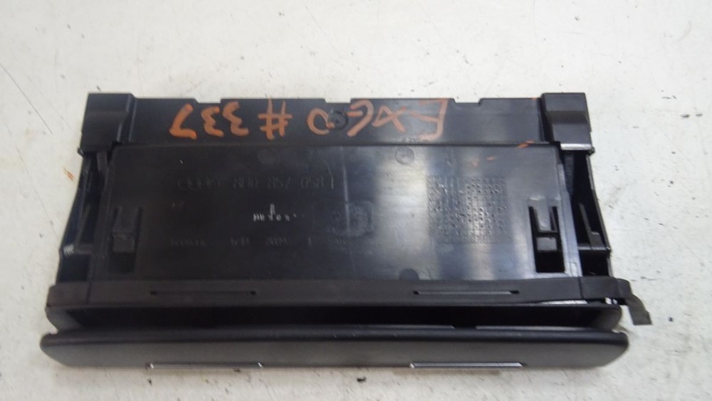 SEAT EXEO (2011) STORAGE COMPARTMENT DASHBOARD 8H0857058F