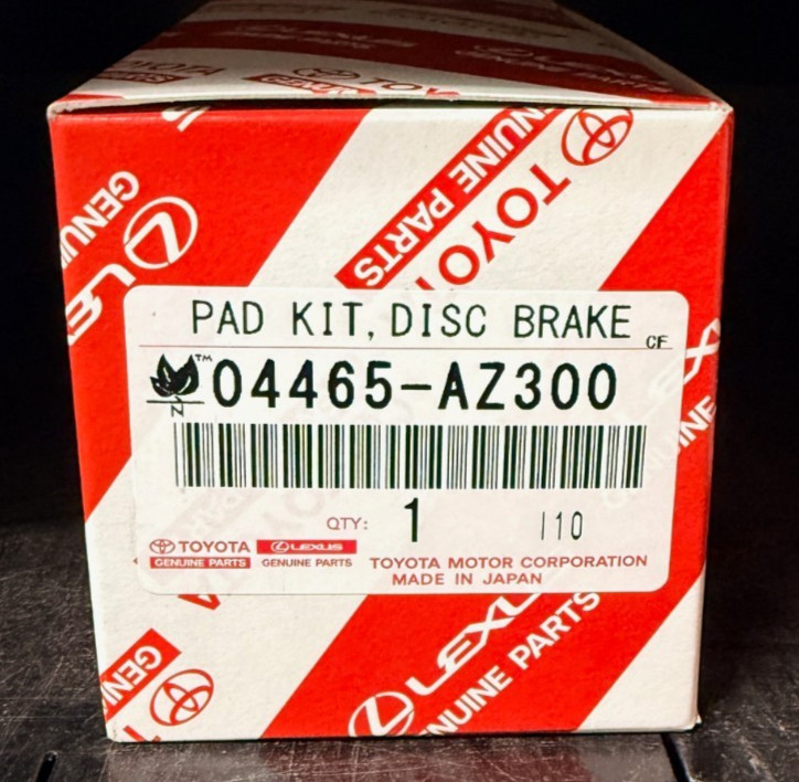 LEXUS/TOYOTA FRONT BRAKE PADS 04465-AZ300