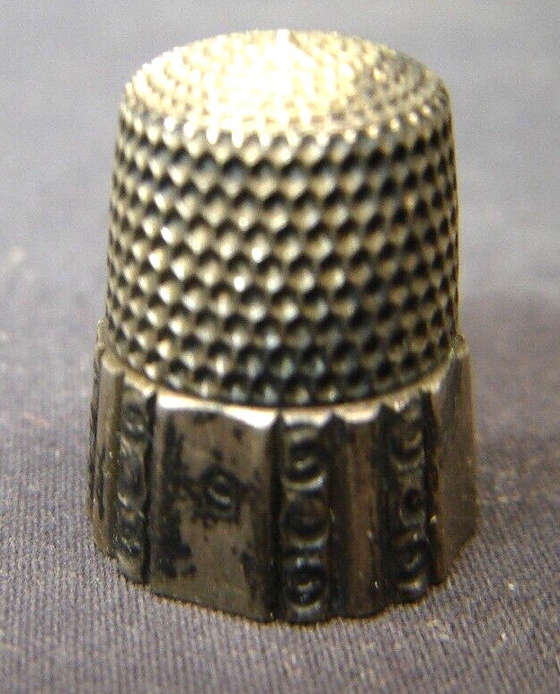 Vintage #9  Sterling Silver Sewing Thimble