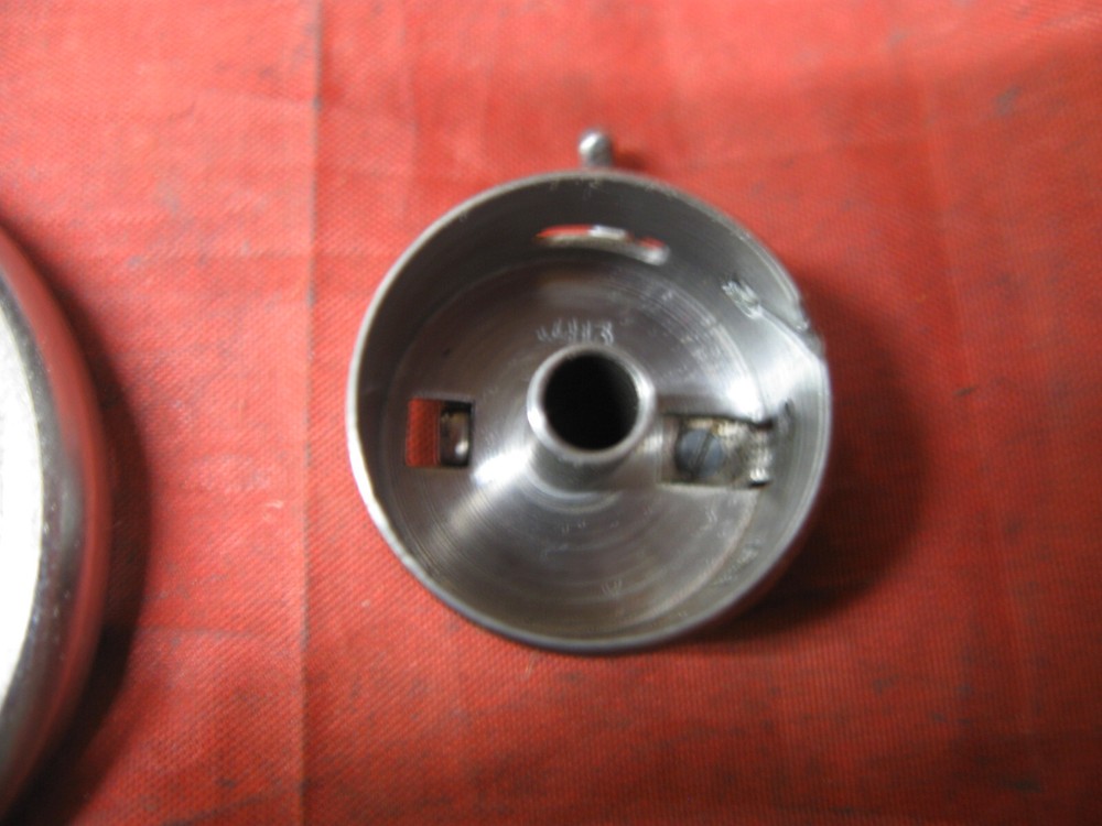 Singer 277U Sewing Machine Bobbin Case