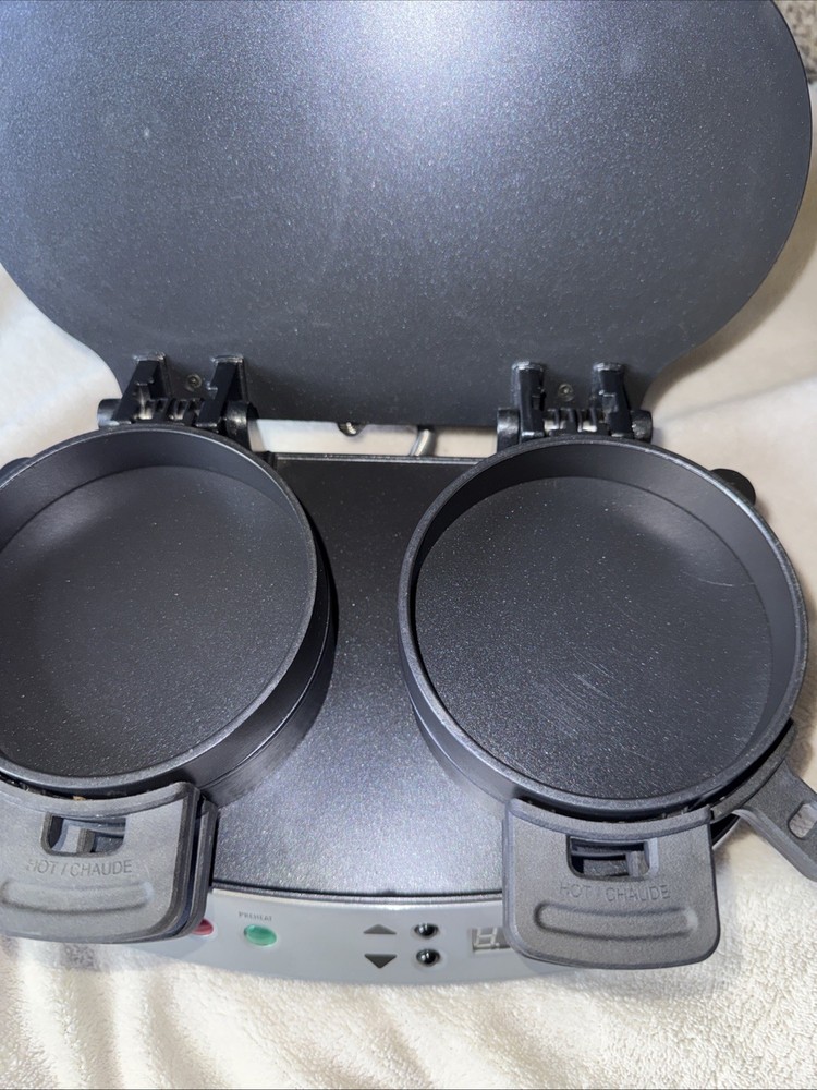 Hamilton Beach 25490 Dual Breakfast Sandwich Maker