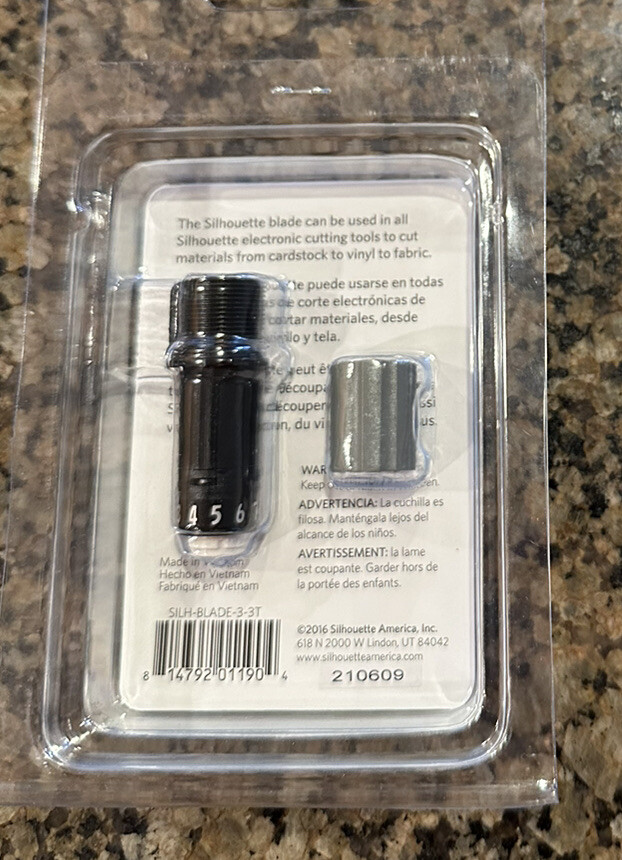 Silhouette Blade & Ratchet Cap SILH-BLADE-3-3T