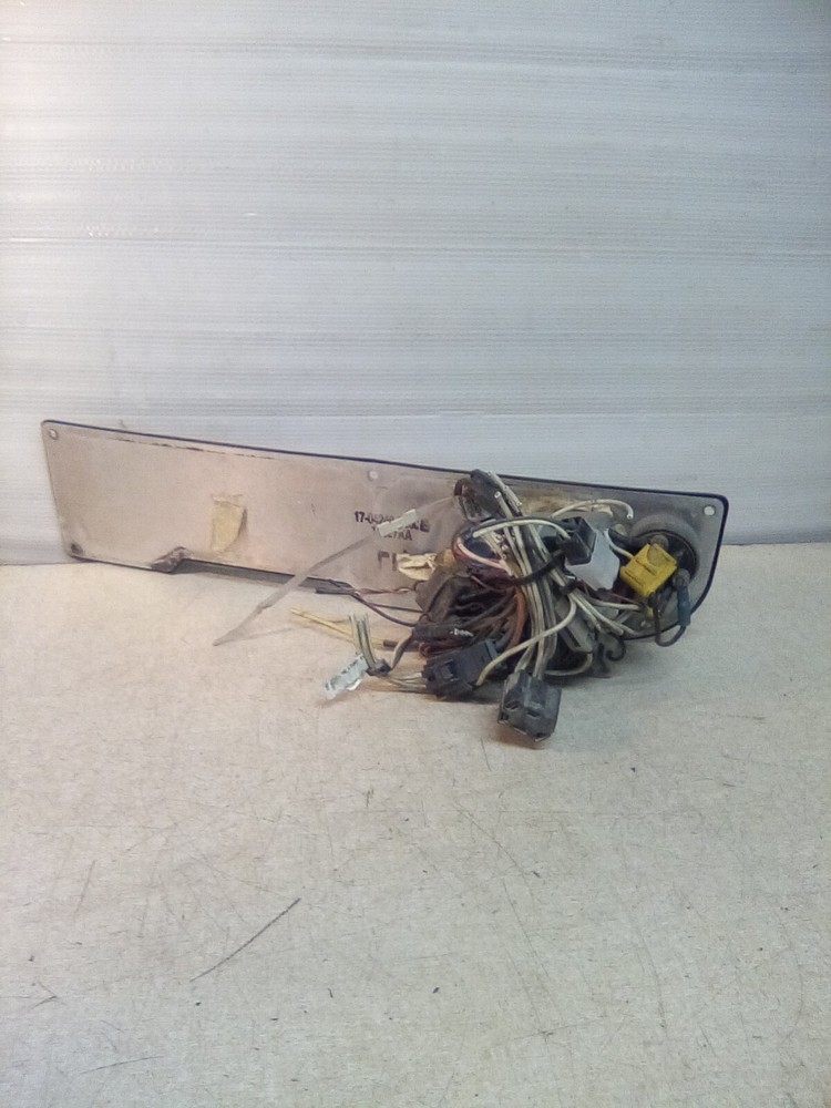 Peterbilt 378 Dash Switch Panel 17-04240-220C