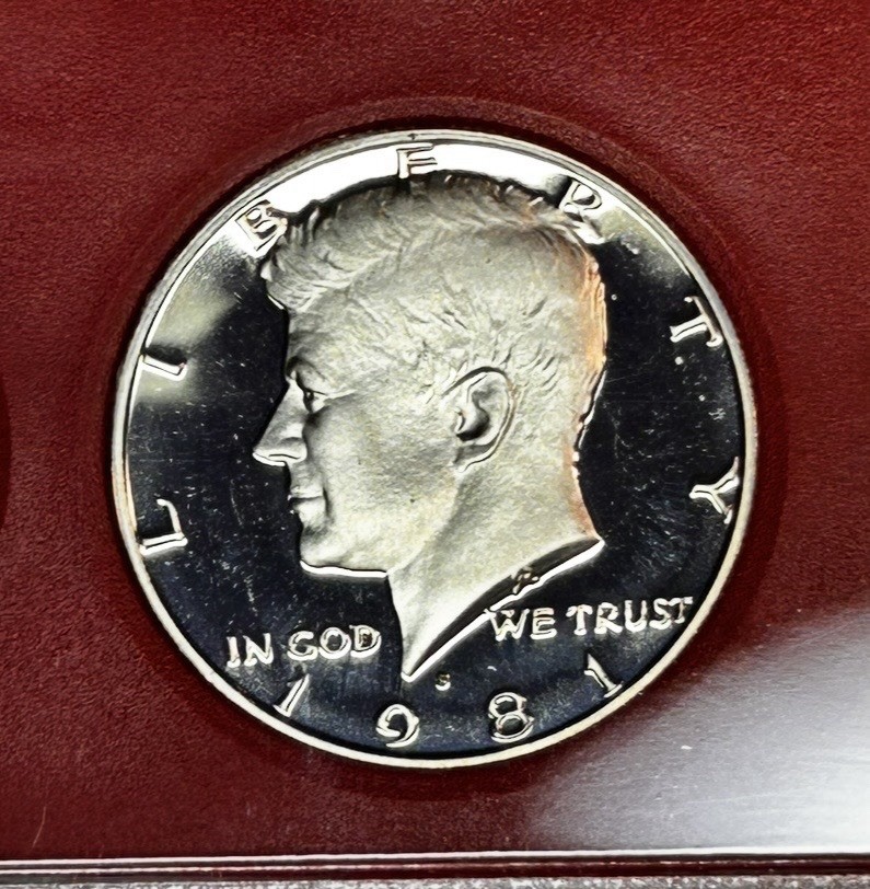 The 1981 United States Mint Proof Set Type 2