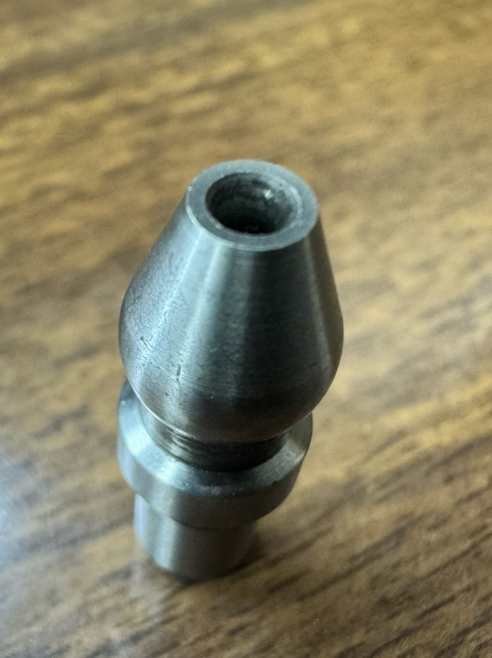 Centering Bolt 0122290