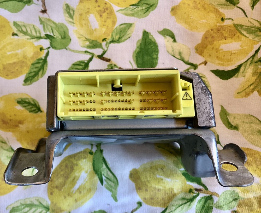 2005-07 TOYOTA SEQUOIA SRSAIR BAG SENSOR MODULE COMPUTER OEM