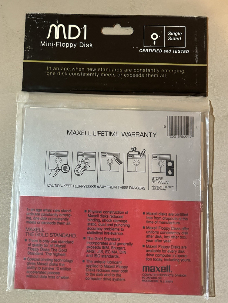 Maxell MD1-D Mini Floppy Disk 5.25” 2 pack with 2 empty display cases