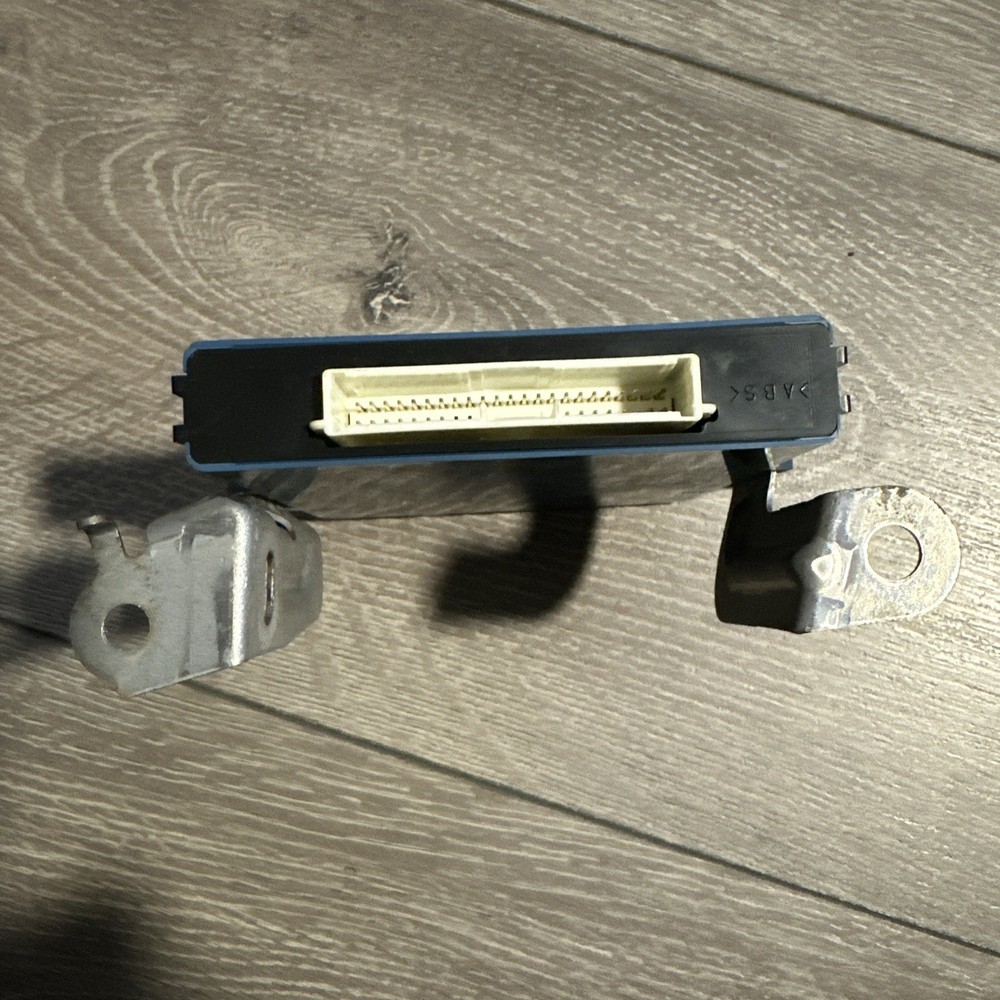 2004-2005 TOYOTA PRIUS MPX POWER SOURCE CONTROL 89618-47010