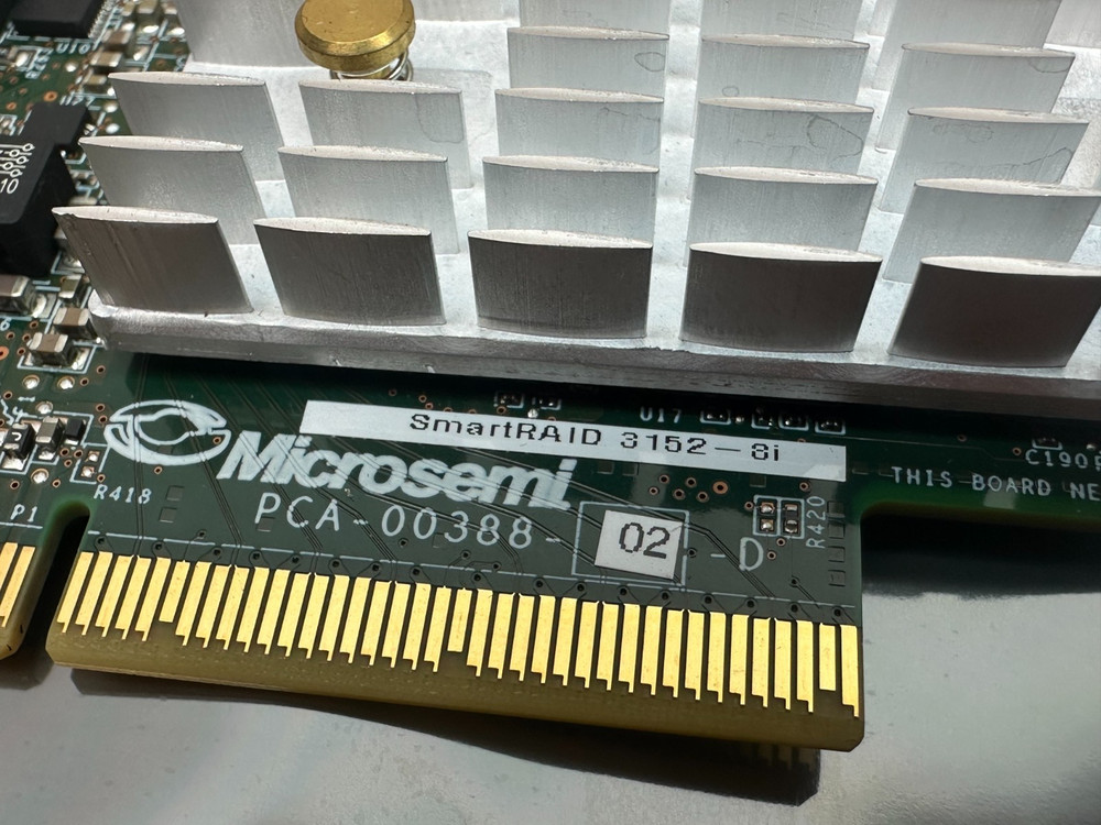 Microsemi Adaptec SmartRAID 3152‑8i 8‑Port 12Gb SAS PCIe 3.0 RAID Controller