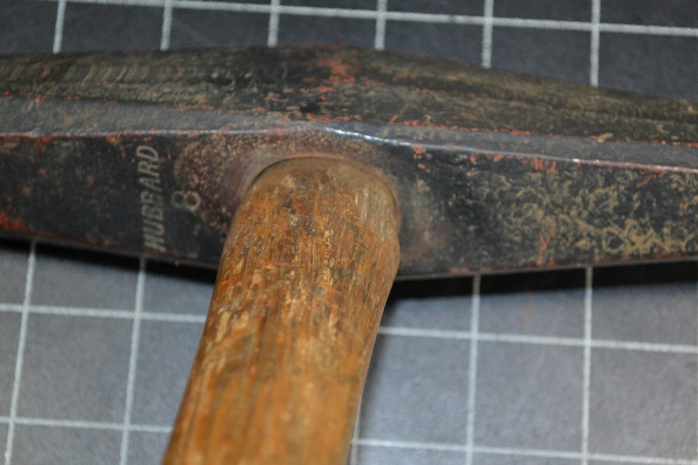 HUBBARD - 8# - STANDARD PATTERN SPIKE MAUL WITH THE ORIGINAL HANDLE