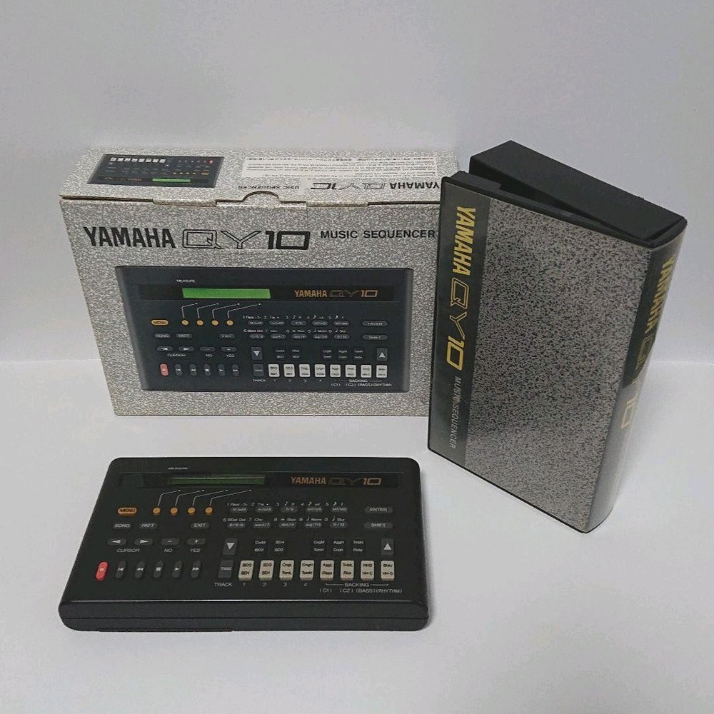 YAMAHA Music Sequencer QY10