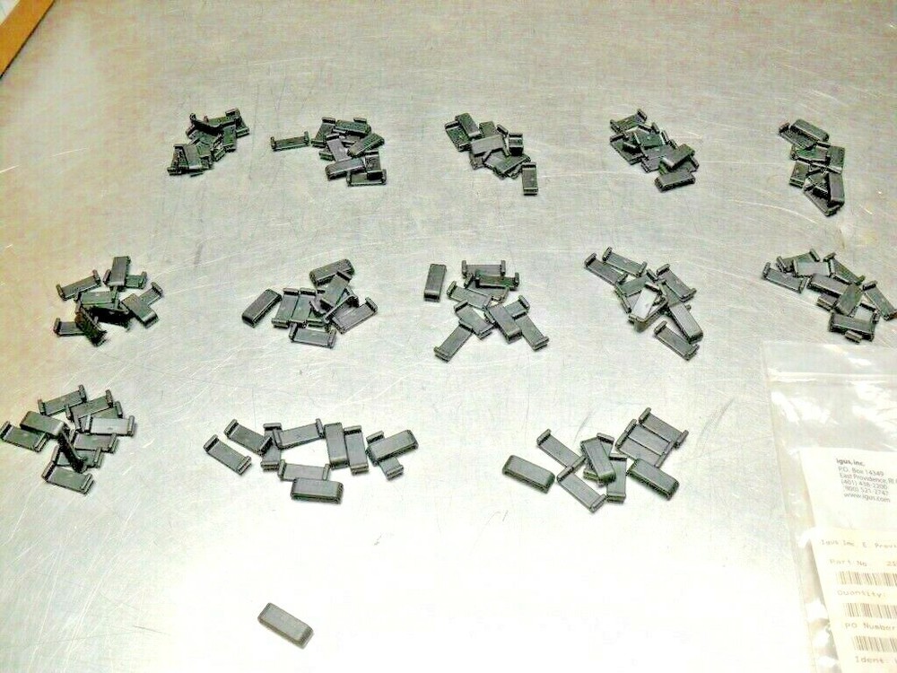 QTY 131 -  igus 215-09 nib