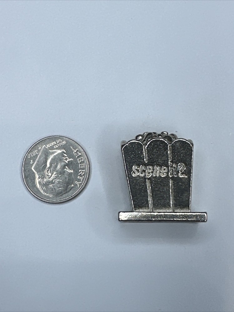 Scene It? Popcorn Box Replacement Game Token 2002