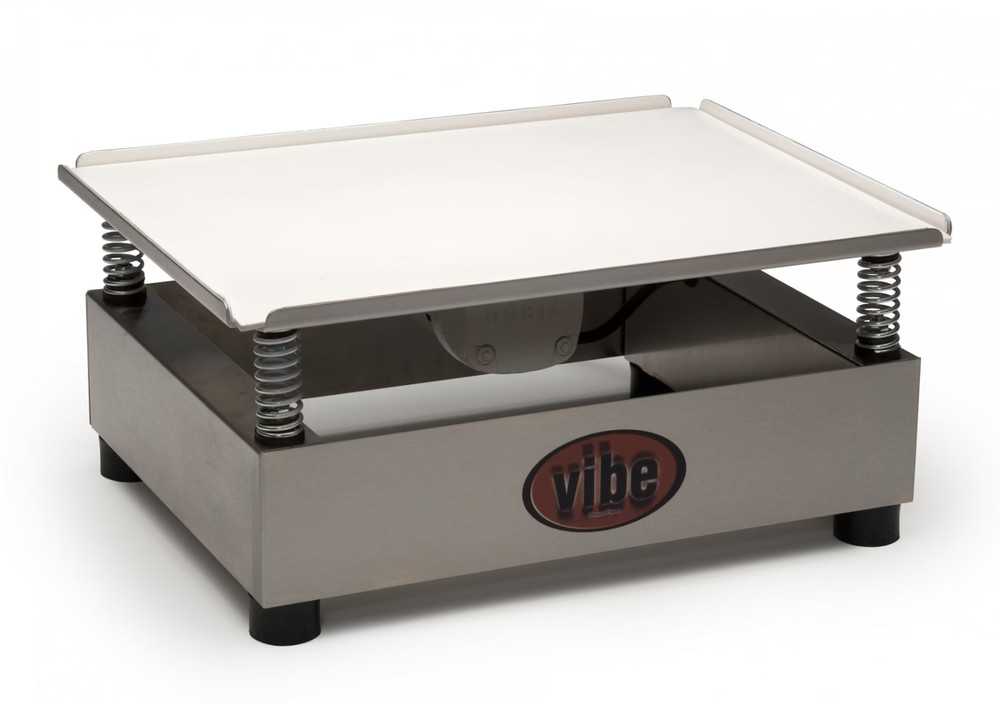 MOLDS SHAKER CHOCOLATE MOLD TABLE SHAKER CHOCOLATE TOOLS MOLD VIBRATING MACHINE