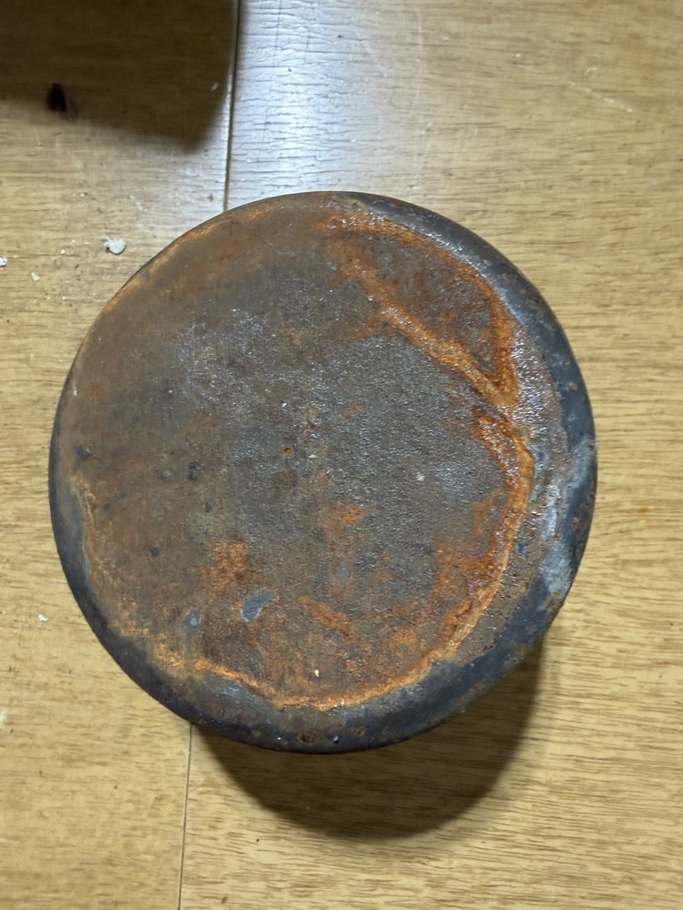 Vintage Lyman Cast Iron Lead Melting Pot.