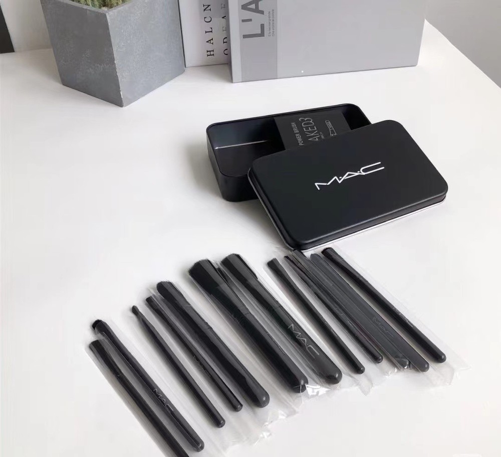 MAC Makeup Brushes Iron Box Set - Mini Travel Pack