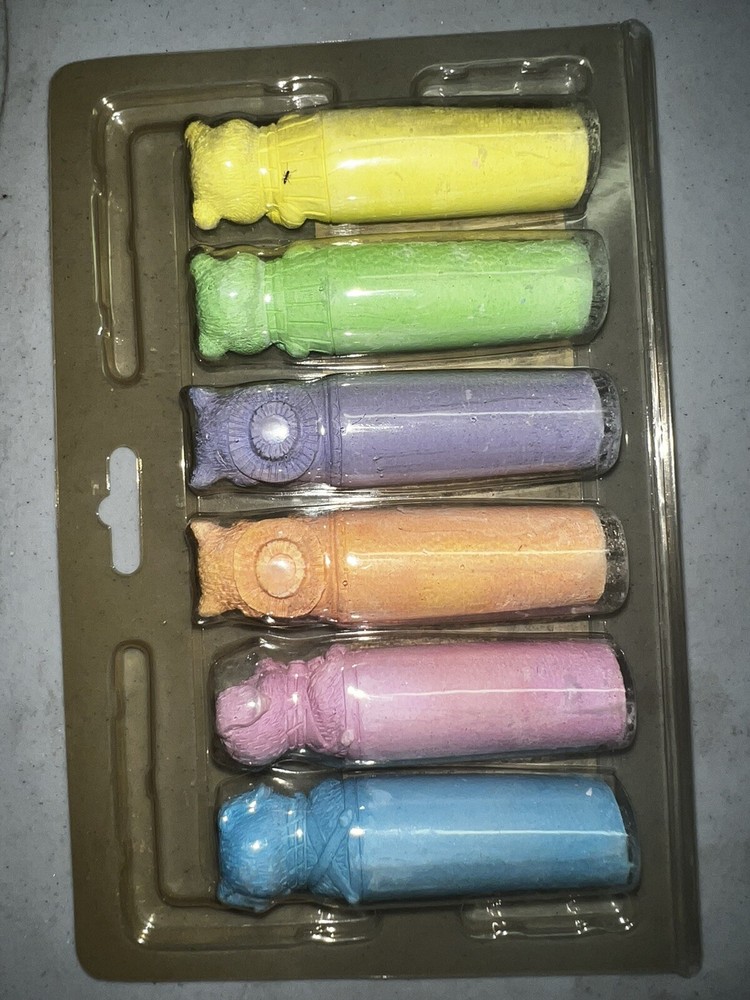 Vintage 2003 Crayola Sidewalk Chalk Spring Bears