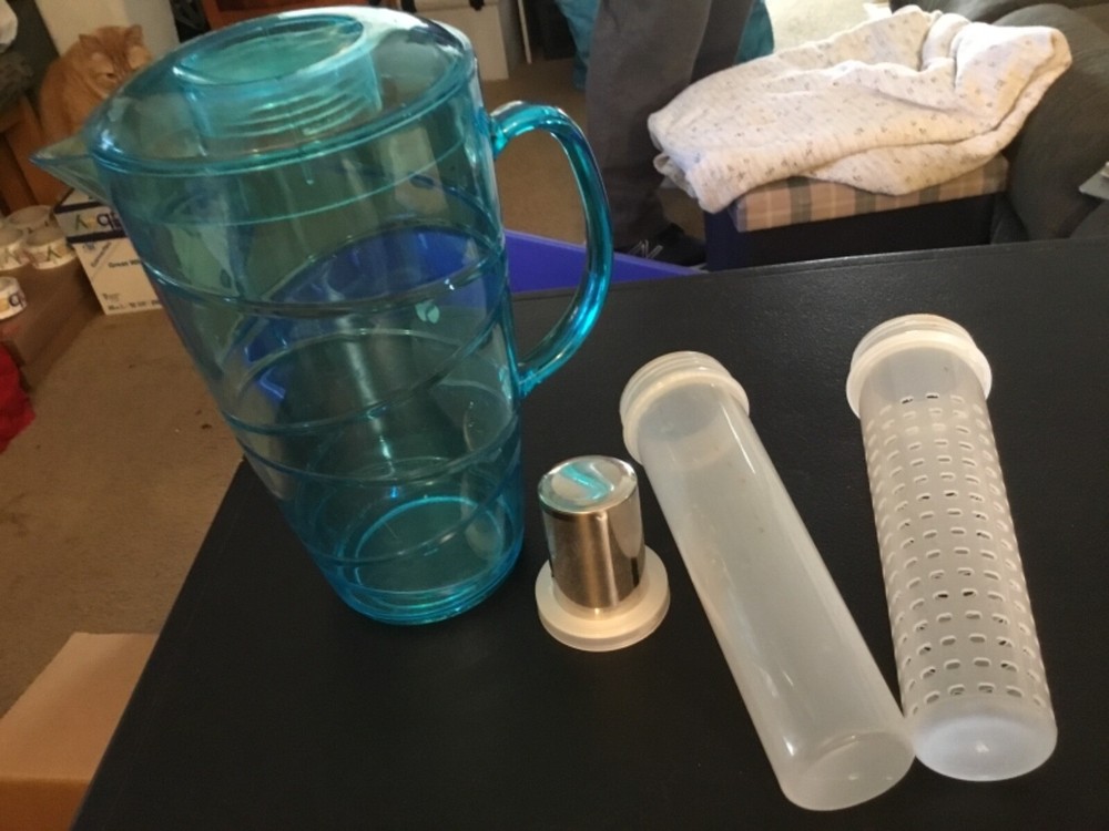 Plastic Pitcher w/inside screw on tubes