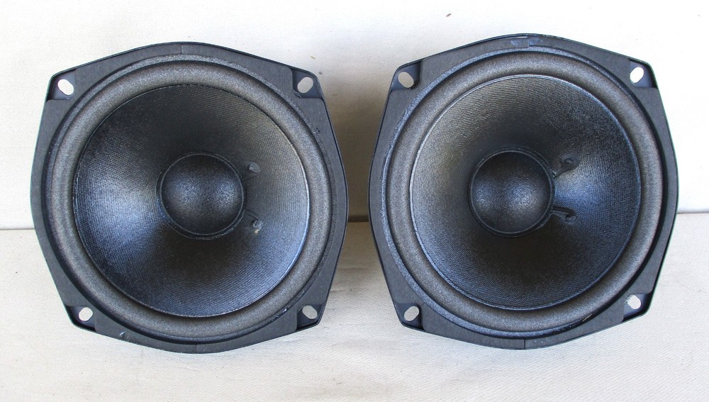 Ultimate PM-5211 4-Ohm 5.25" Midrange Speakers NOS Pair Tested
