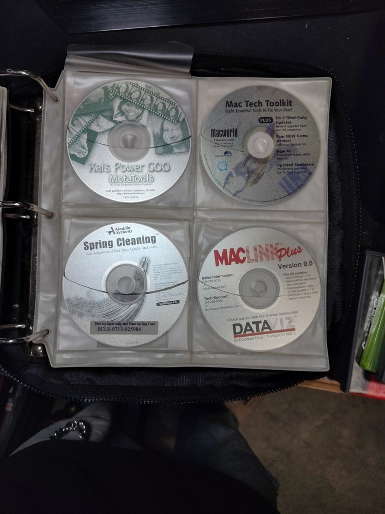 Vintage Apple Macintosh And Microsoft Large CD-Rom Software 90 Discs Lot