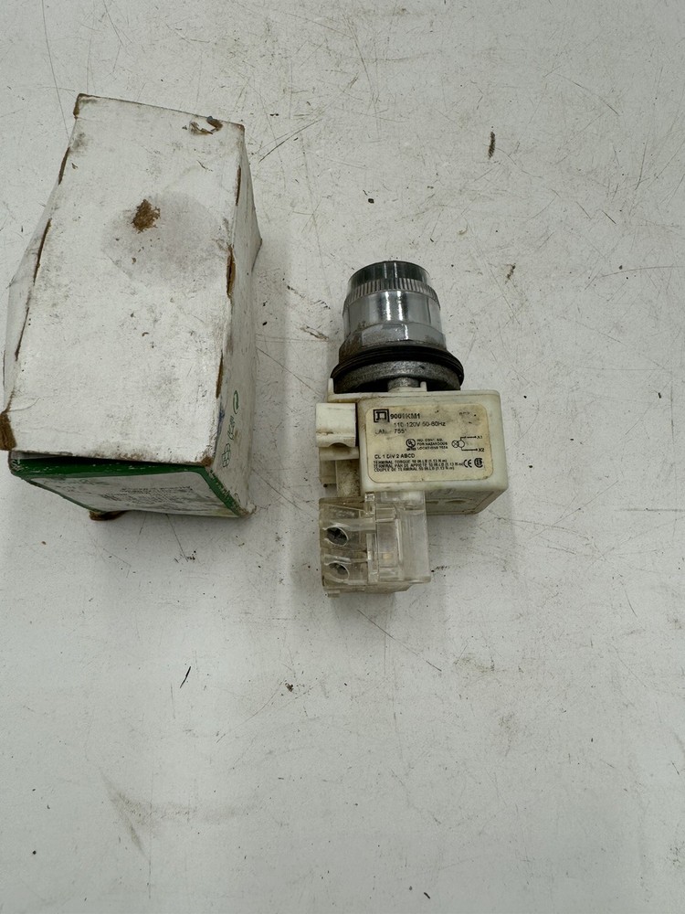 SCHNEIDER 9001 KM-1 Light Module 110-120V