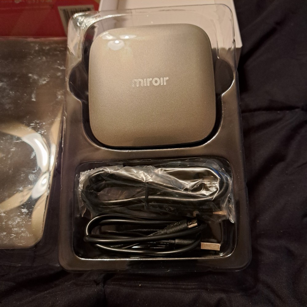 Texas Instruments Miroir M29 50'' Micro Projector with Open Box Element Series