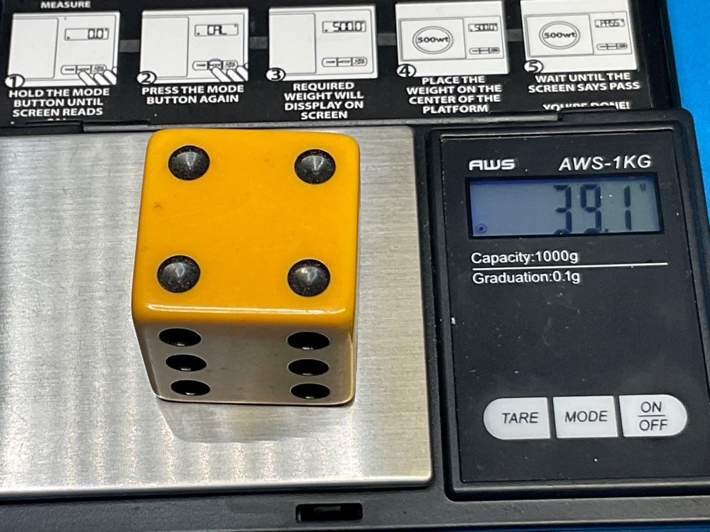 ———-LARGE SINGLE DICE——B-1