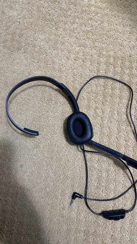 Afterglow LVL 1 Wired Headset for Xbox 1