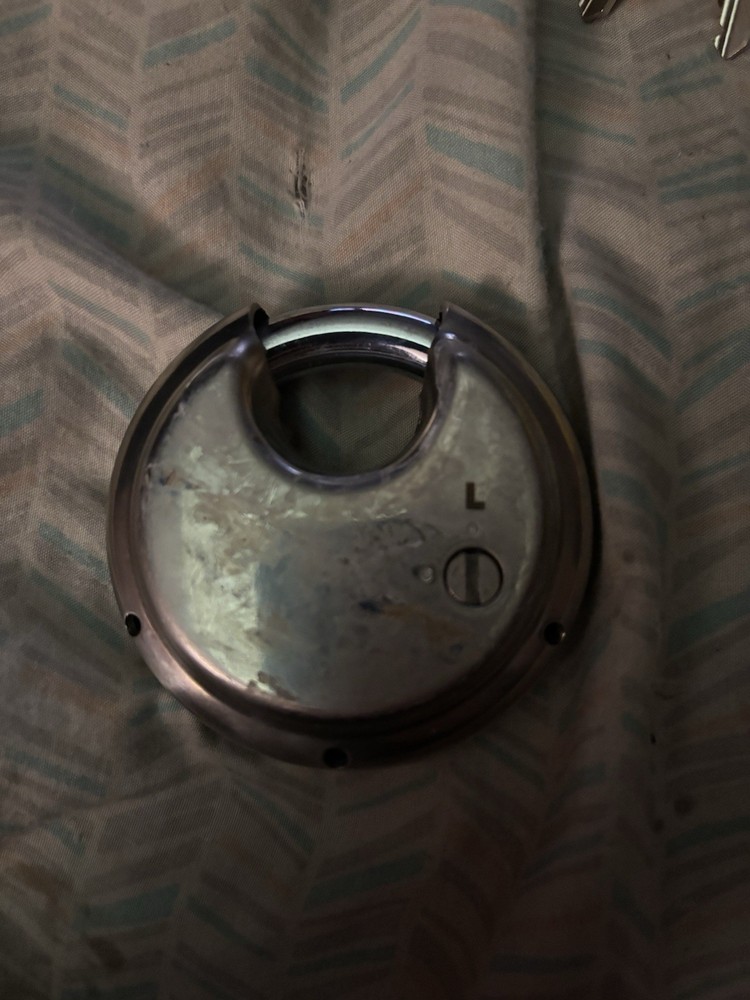 Hox Boron Shackle Combination Lock