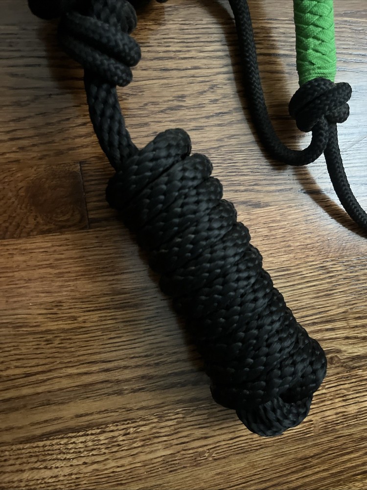 Mustang Solid Nose Rope Halter- Lime Green- Average Horse Size