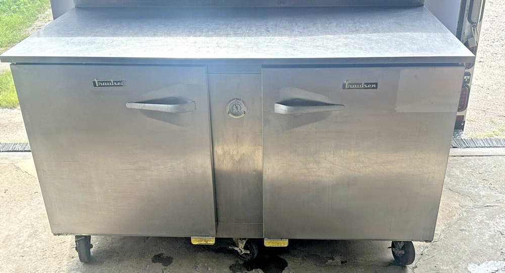 Traulsen UHT60-LR 60" Worktop Undercounter Refrigerator