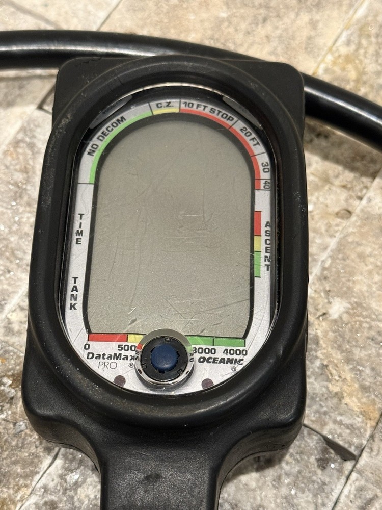 Oceanic DataMax Pro Dive Computer with Hose