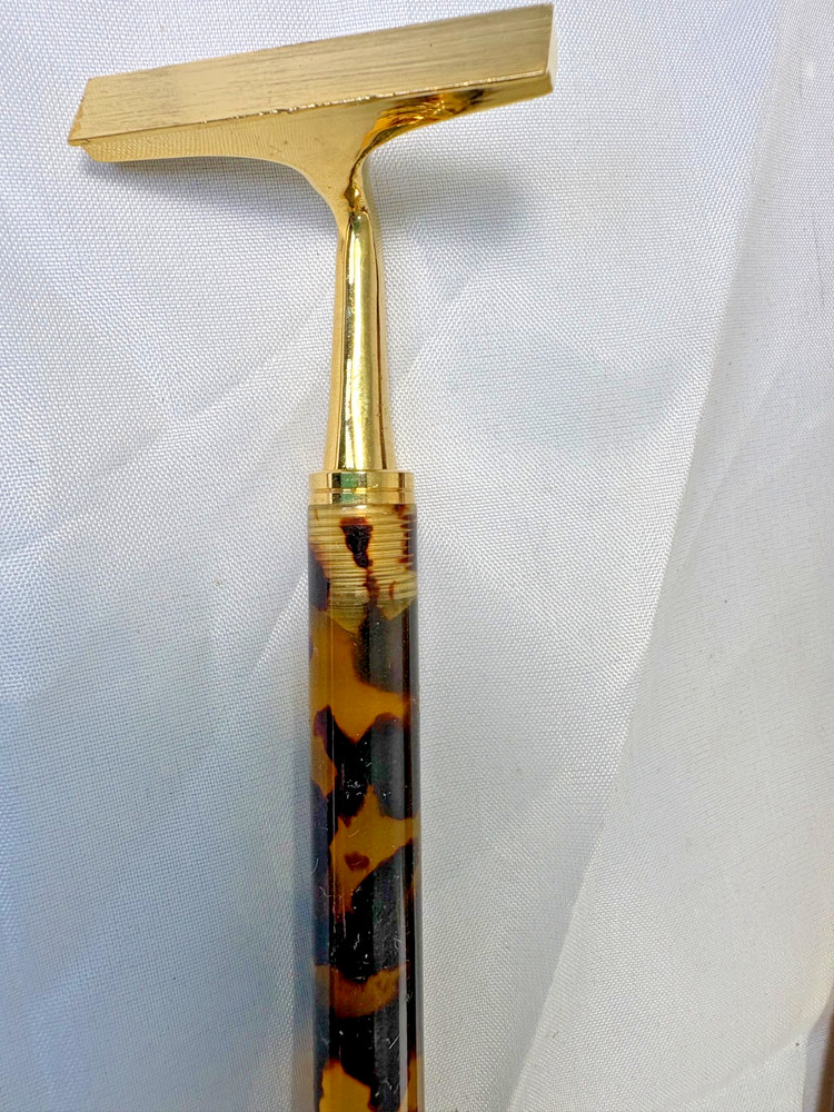 Vintage Tortoise Shell Razor Handle and Case