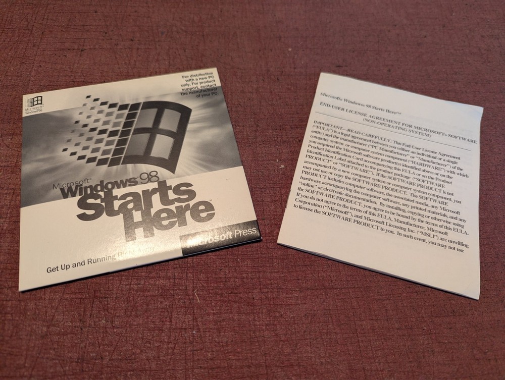 Vintage CD - Microsoft Windows 98 Starts Here