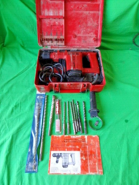 Hilti TE12 Rotary Hammer Drill + Bits & Carrying Case Tool *WORKS - NO RETURNS*