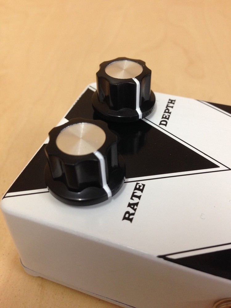 Belcat PHS-505 Guitar Effects Pedal, PHASER - White