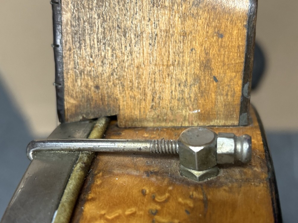 Unknown Branded Banjo 11" diameter and 2.5" depth