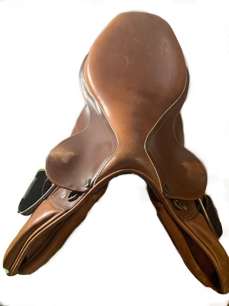 rivella hunter jumper saddle 16” seat brown