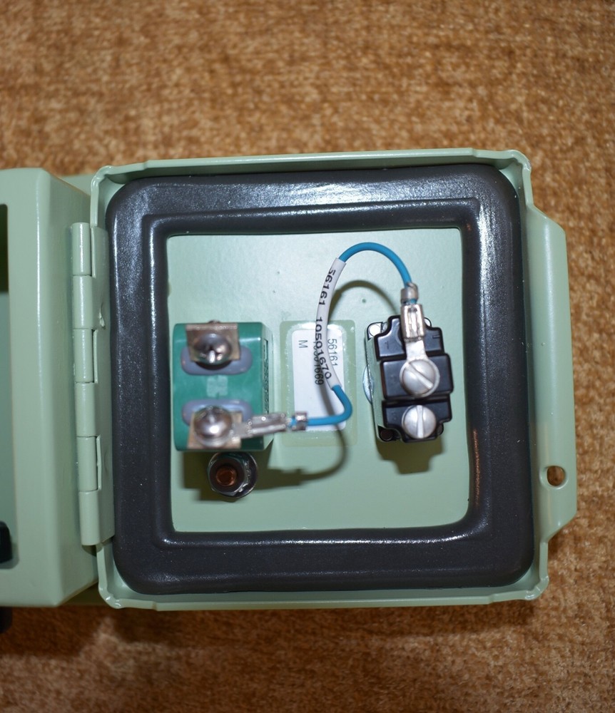 General Dynamics 10501668 Vehicular Heater Elictrical Box