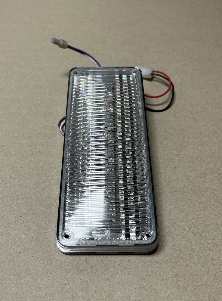 Whelen 700 Series Linear Super-LED Light - 70RC6FCR