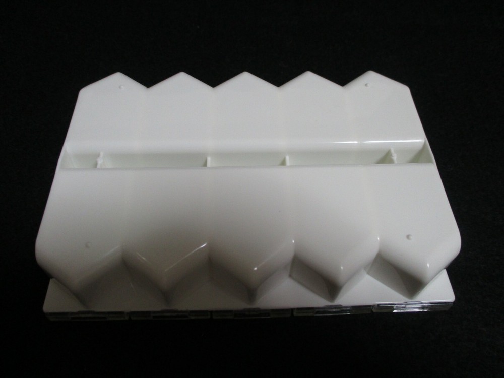 10 compartments Beads Display Storage Box Case Plastic White Clear DAISO JAPAN