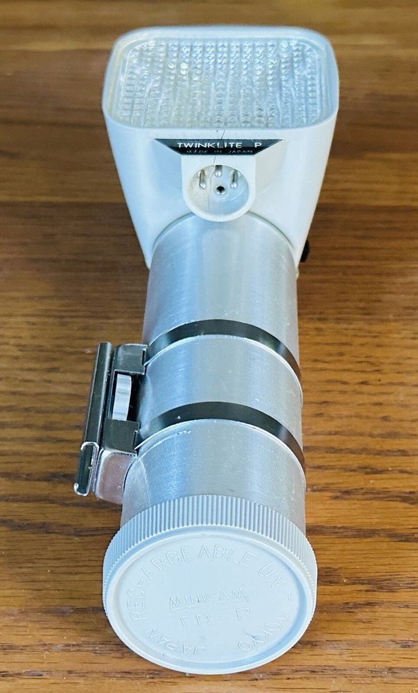 MINICAM TWINKLITE P TRANSISTORIZED ELECTRONIC CAMERA FLASH AS-IS Light Works VTG