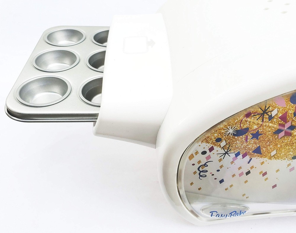 Deluxe Pan Set Compatible with Easy Bake Ultimate Oven | Small, Silver