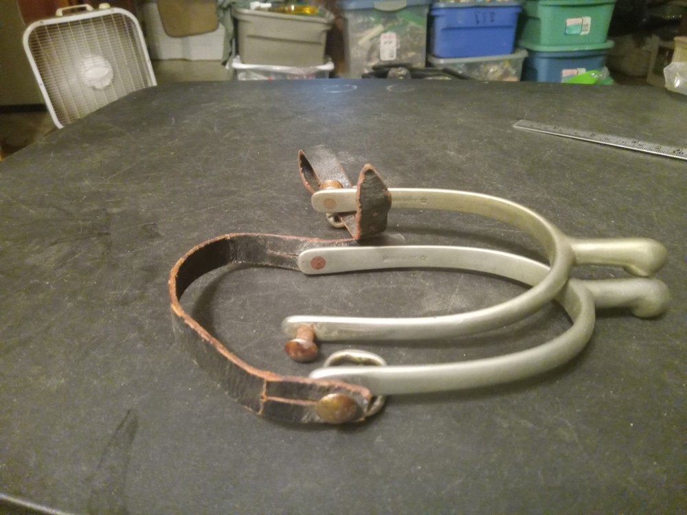 Cavalry Military Spurs marked.never rust star August Buermann