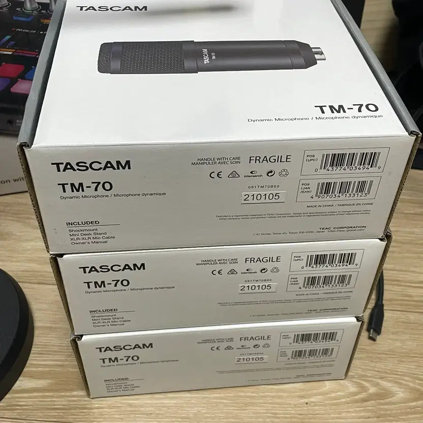 Tascam Dynamic Microphone TM-70