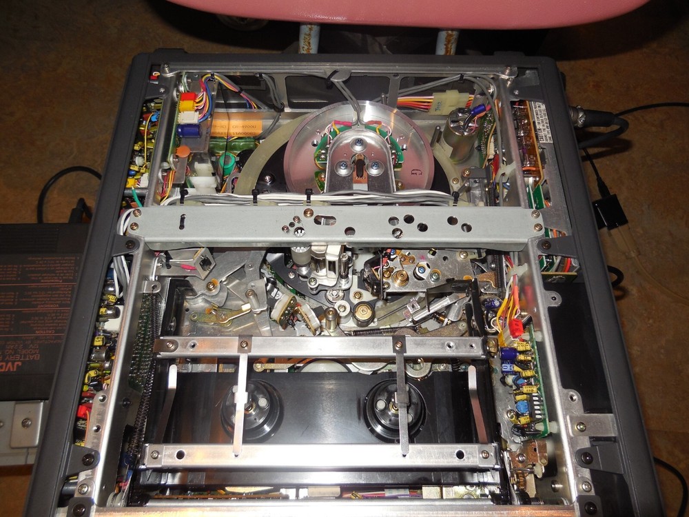 JVC CR-4900U